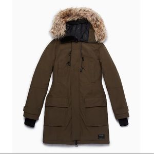 Aritzia Golden by TNA Bancroft Parka (Small)